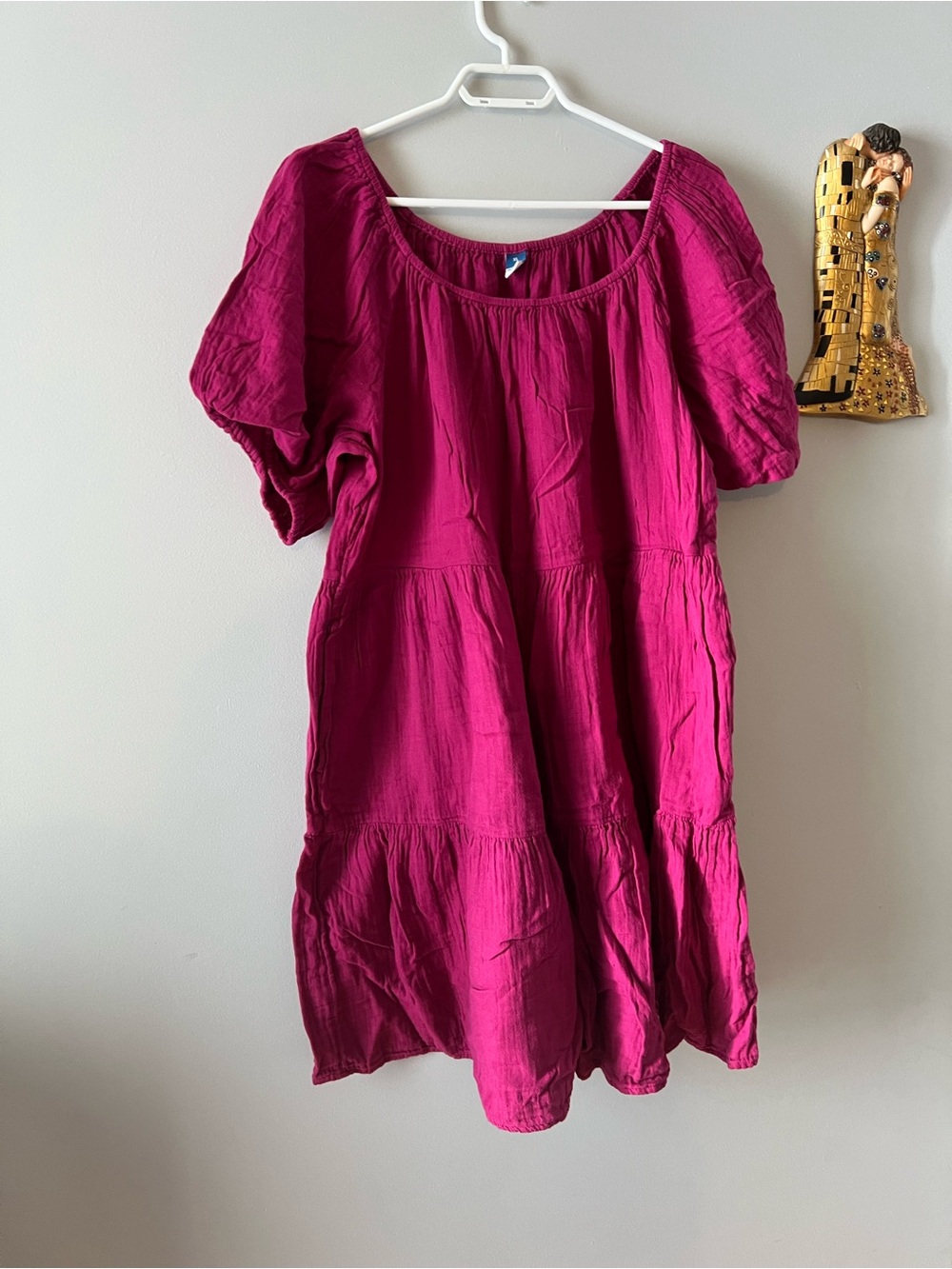 Old Navy 100% cotton gauze Women’s Fuchsia Short Sleeve Tiered Dress size XL